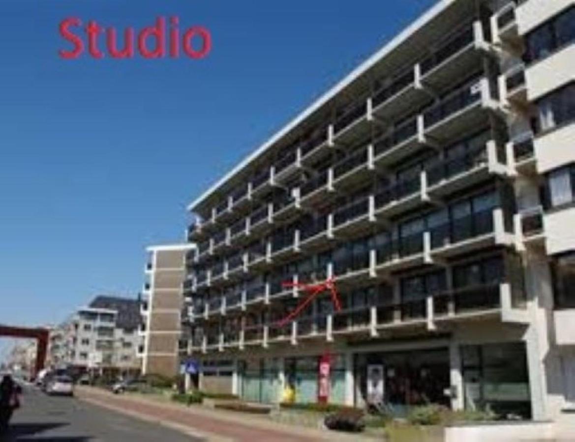 Nos Loisirs Lägenhet Koksijde Exteriör bild