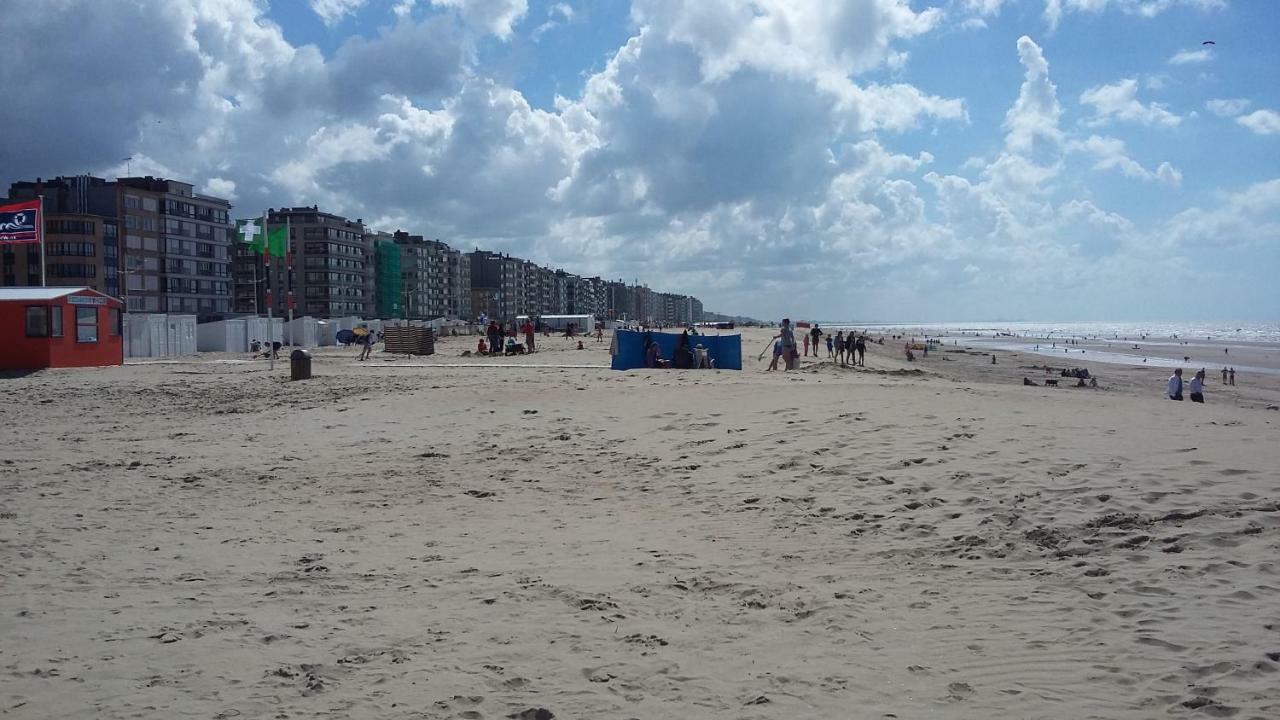 Nos Loisirs Lägenhet Koksijde Exteriör bild